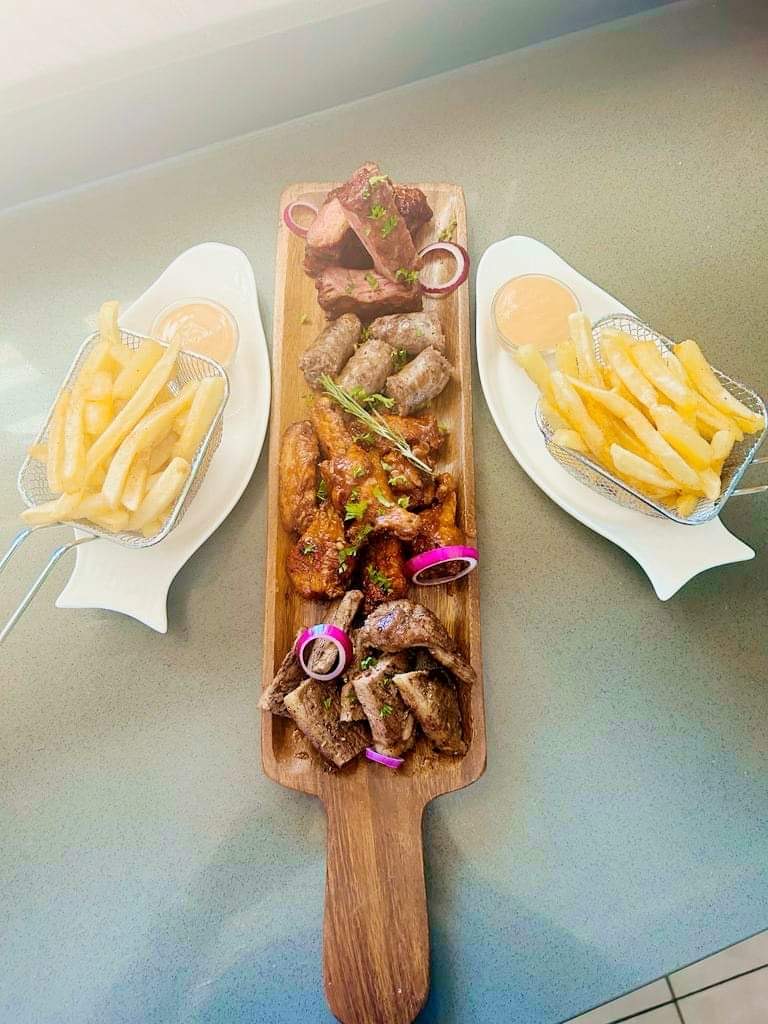 Braai board with fries